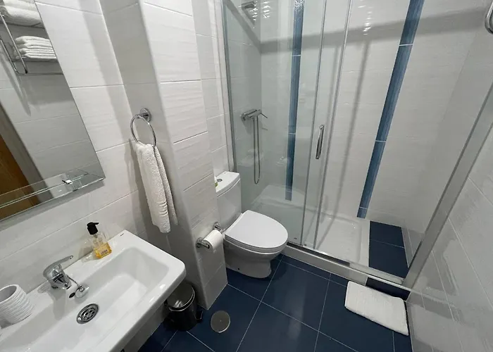 Royal By Croma Готель