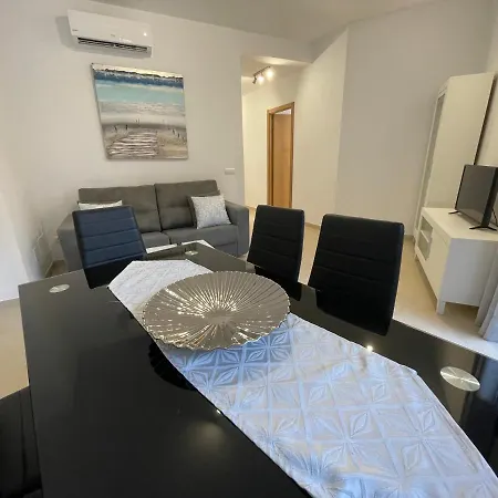 Royal By Croma Hotel