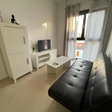 Royal By Croma 3* Εστεπόνα