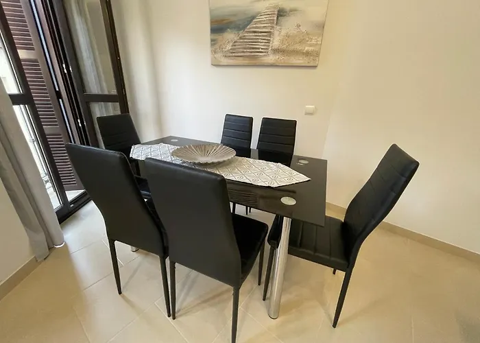 فندق Royal By Croma 3*