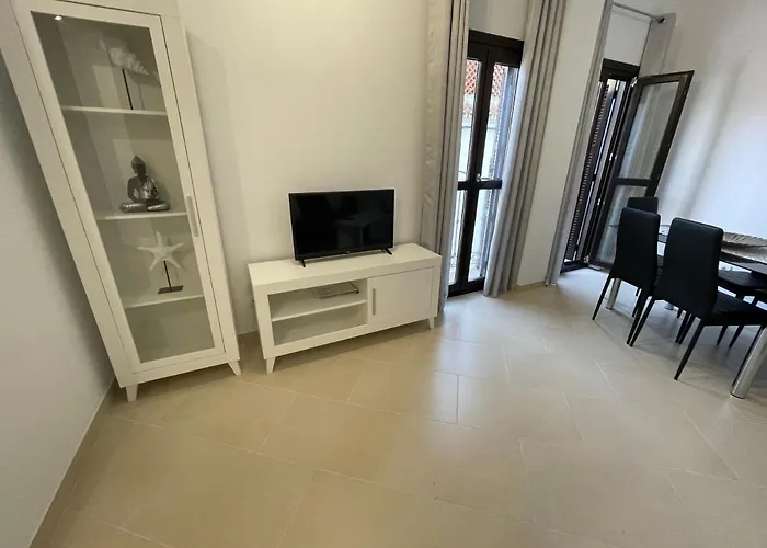 Royal By Croma Hotel